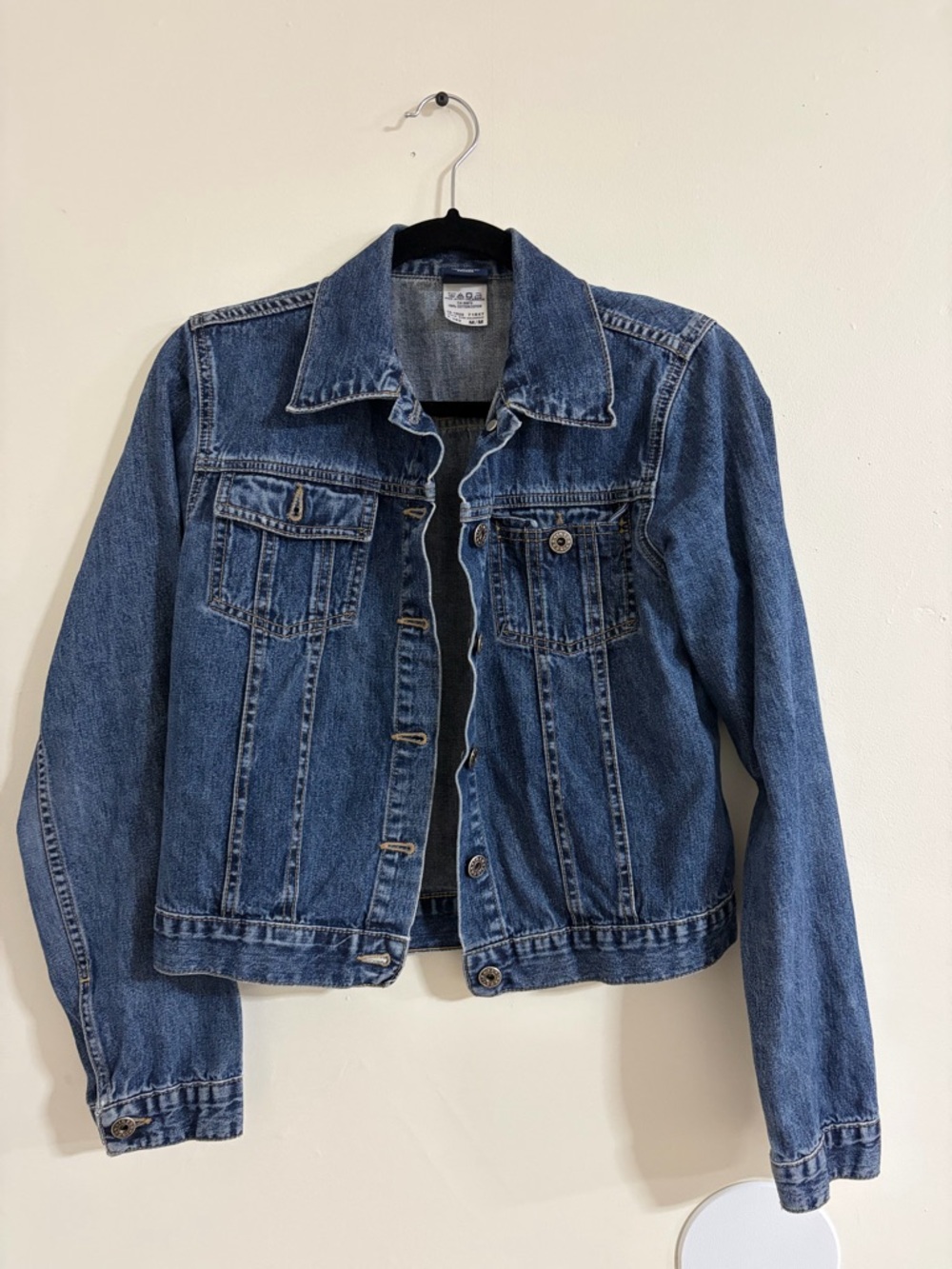 Women's Classic Denim Jacket in Medium Blue